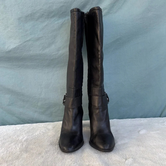 ANTONIO MELANI Shoes - EUC ANTONIO MELANI Black Percy Boots Size 8